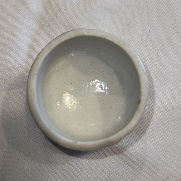 Chinese Cobalt Blue & White Floral Pattern Ceramic Porcelain Ginger Jar. - Picture 6 of 12